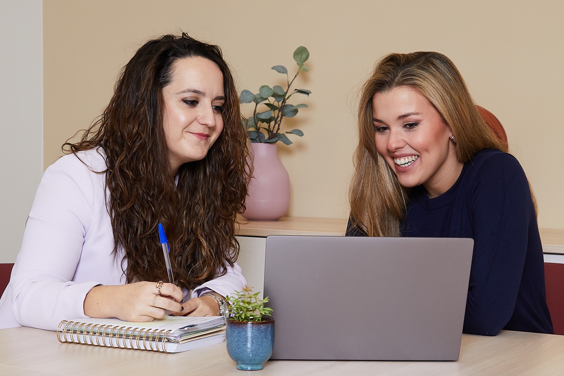 Psicología con Vikika Team